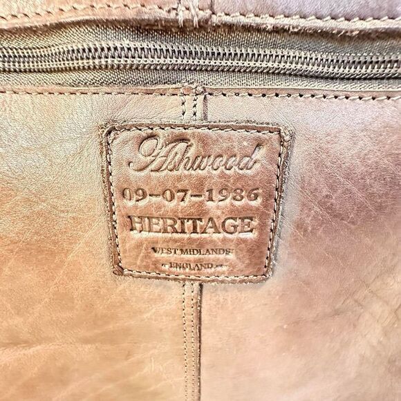 Ashwood Leather Handbag - Picture 4 of 9